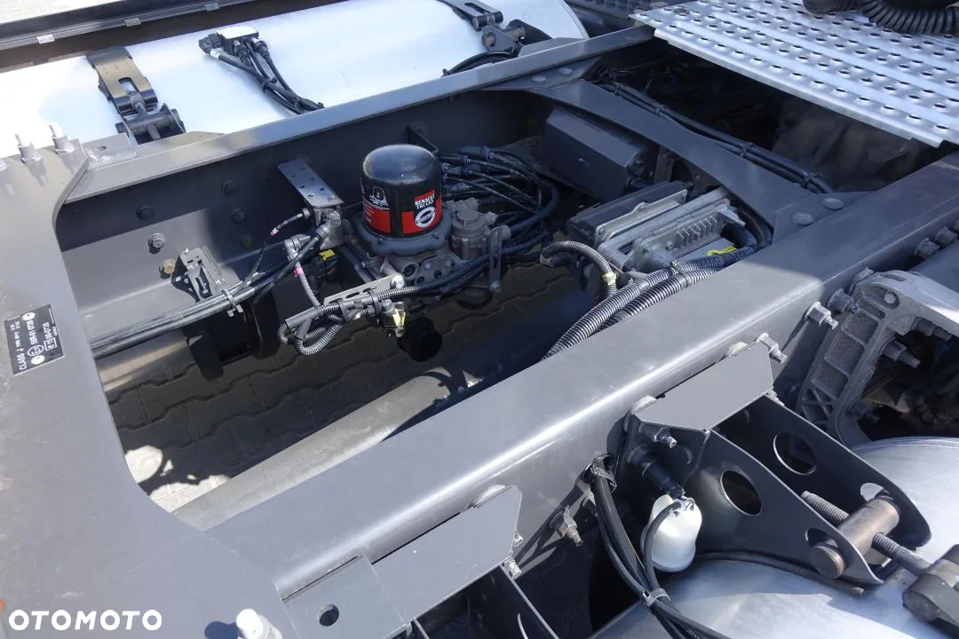 Renault GAMA T HIGH 520 DTI 13 / STANDARD / AUTOMAT/ EURO 6 / 2 ZBIORNIKI / KLIMATYZACJA POSTOJOWA - 21
