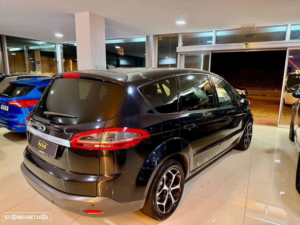 Ford S-Max 2.0 TDCi Titanium 7L 139g - 8