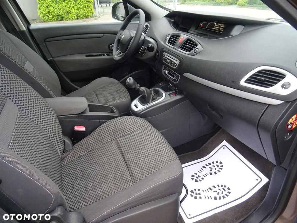 Renault Scenic - 13