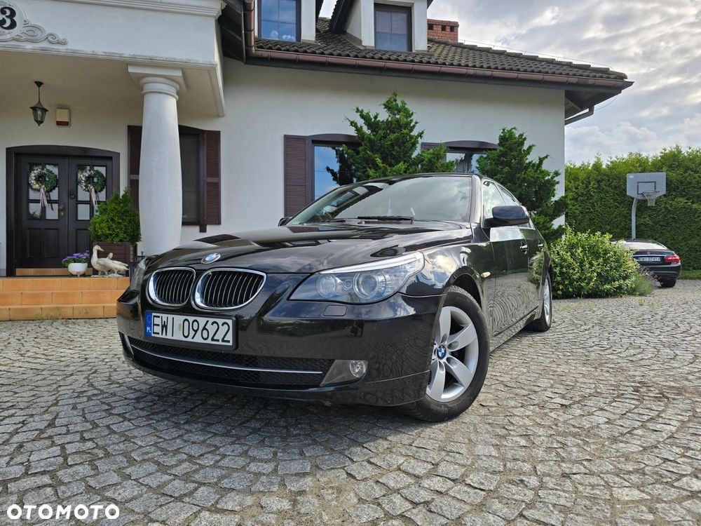 BMW Seria 5 523i - 13