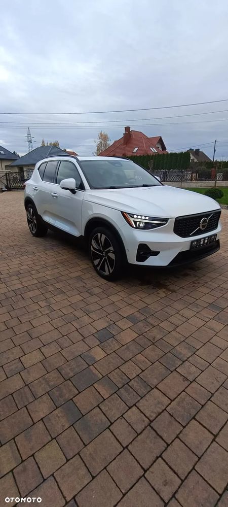 Volvo XC 40 B5 AWD Ultimate Dark - 2