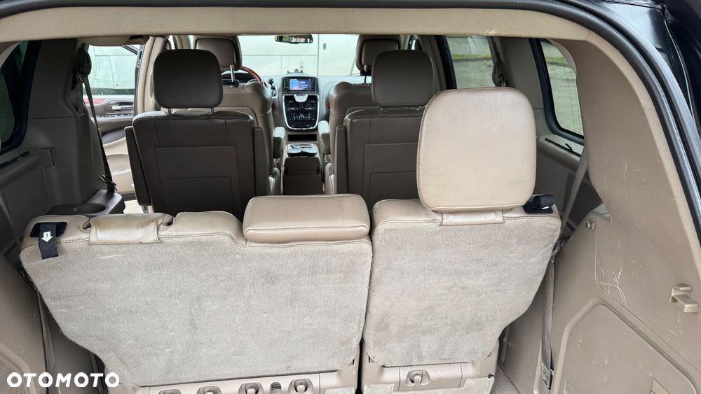 Chrysler Grand Voyager 2.8 CRD Limited - 17