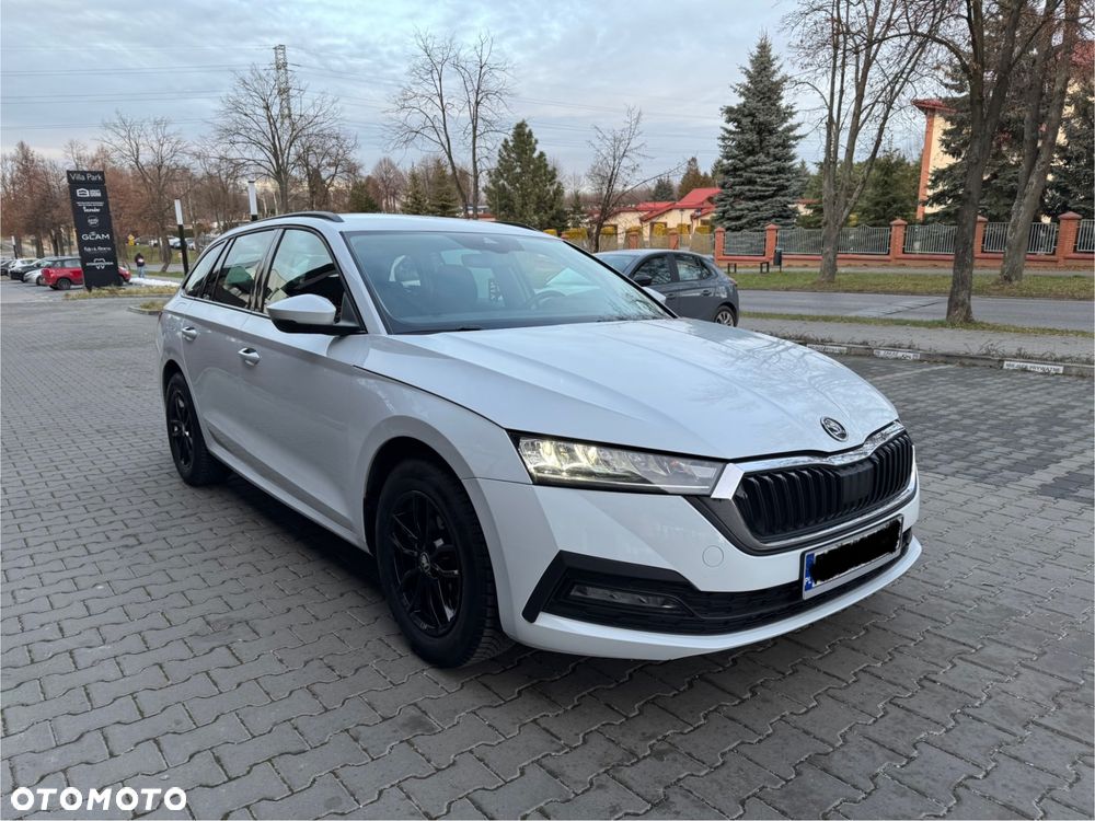 Skoda Octavia 1.5 TSI Base - 2