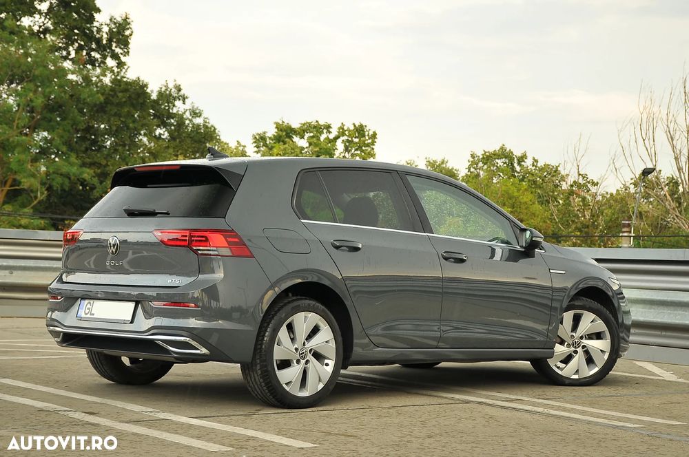 Volkswagen Golf 1.5 eTSI ACT DSG MHEV Style - 10