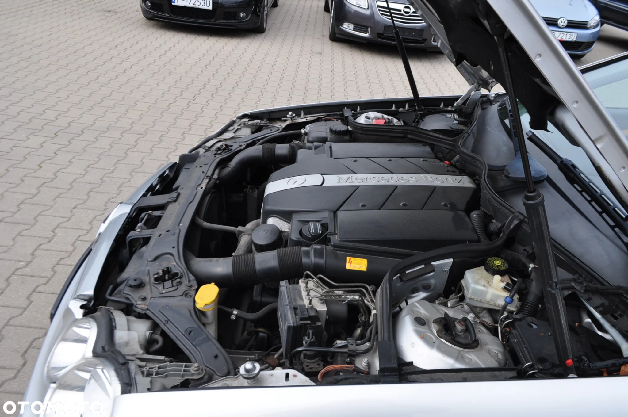 Mercedes-Benz CLK - 24