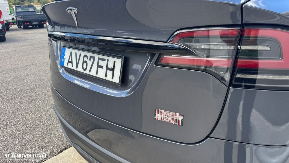 Tesla Model X Plaid AWD - 10