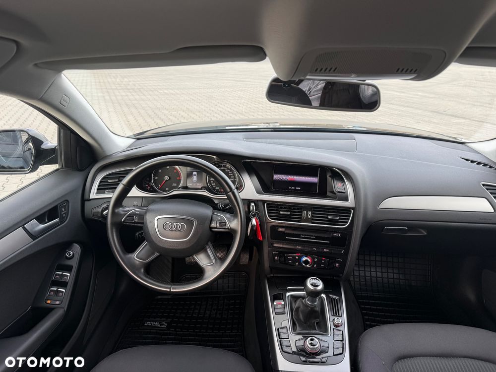 Audi A4 Avant 2.0 TDI Limited Edition - 18