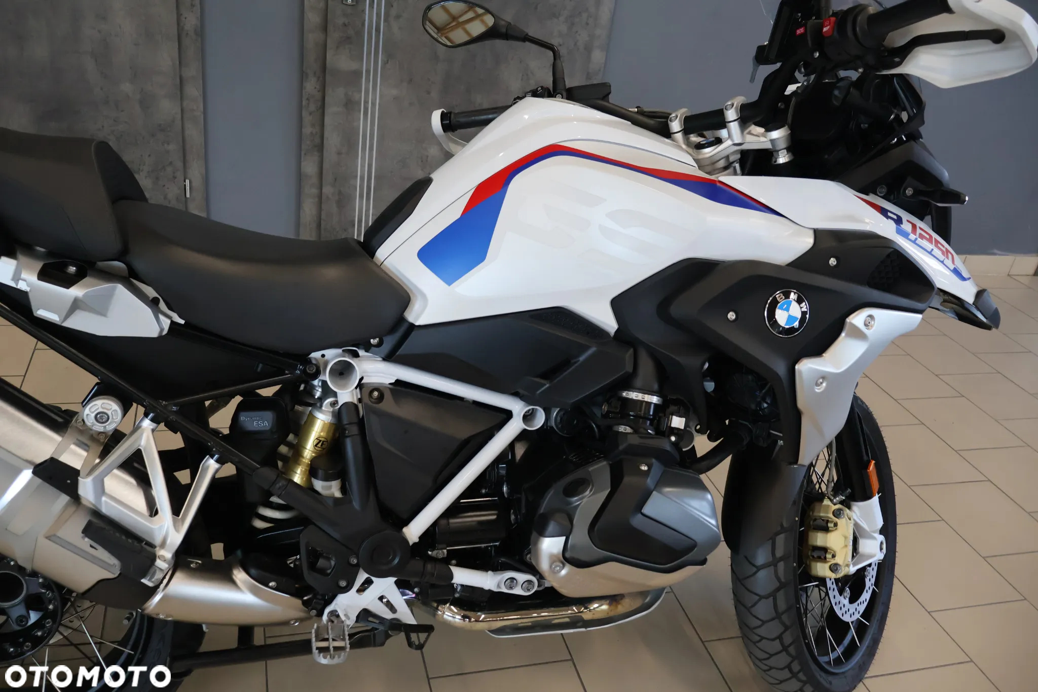 BMW R - 4