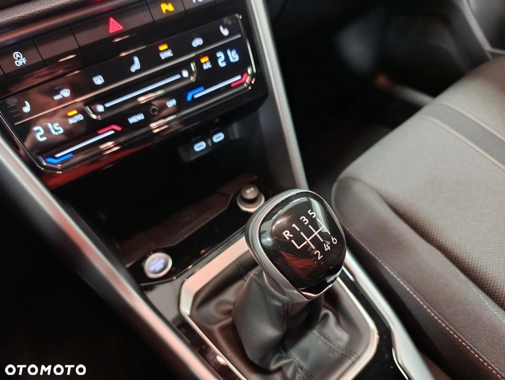 Volkswagen T-Roc 1.0 TSI Life - 25