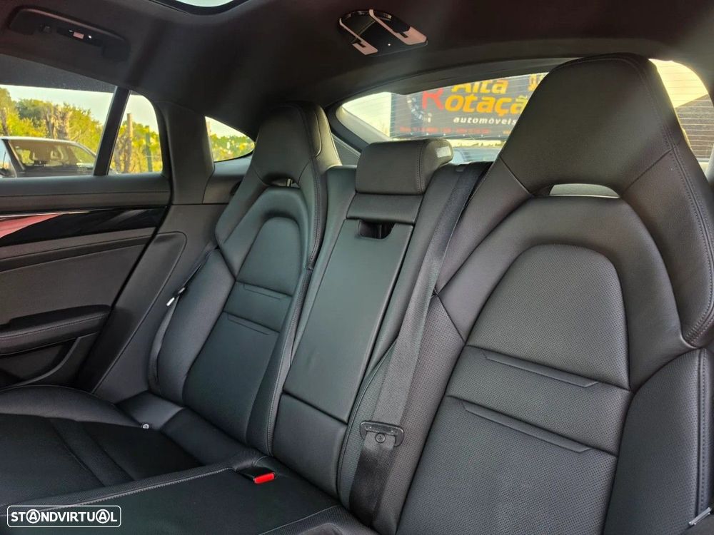 Porsche Panamera 4S E-Hybrid Executive - 12