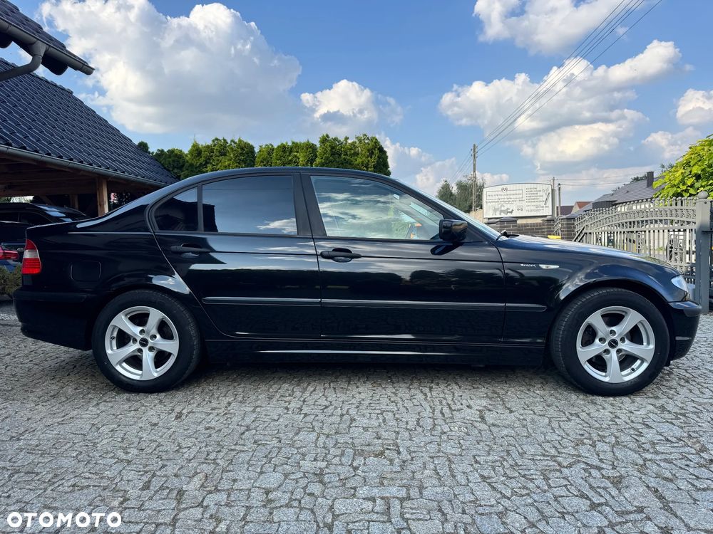 BMW Seria 3 318i Edition Exclusive - 4