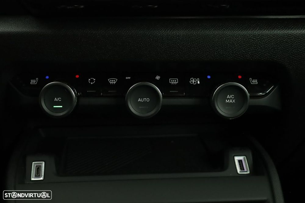 Citroën C4 1.2 PureTech Plus EAT8 - 12