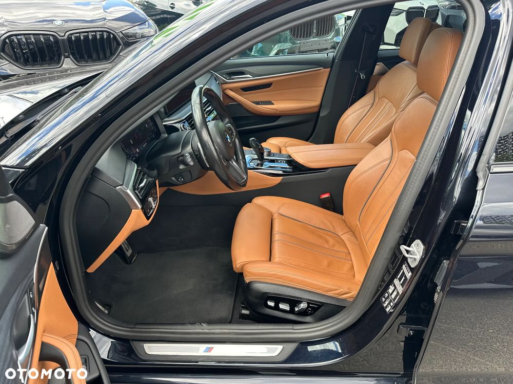 BMW Seria 5 540d xDrive mHEV M Sport sport - 7