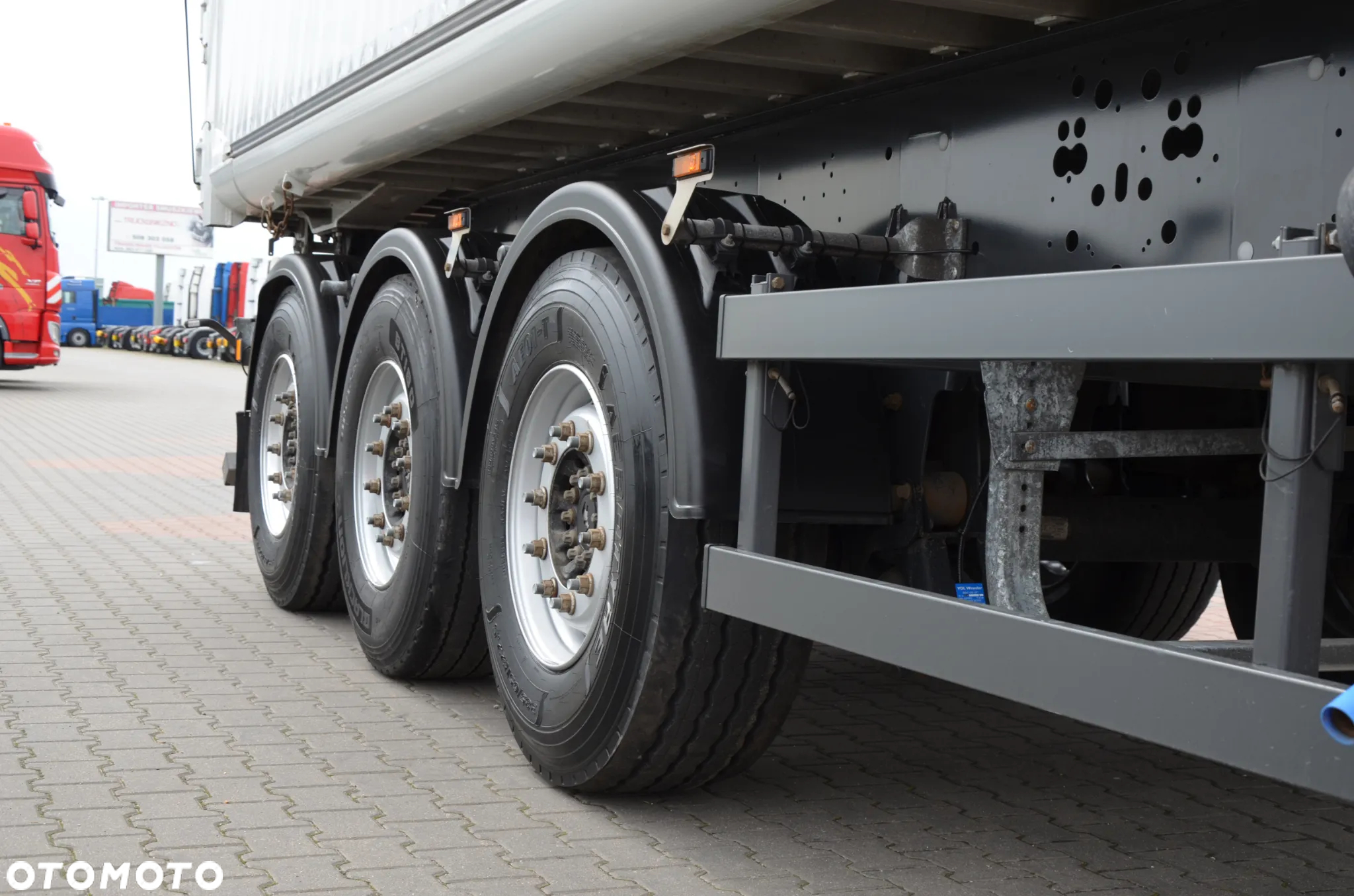 Schmitz Cargobull WYWROTKA ALU 40,2 m3 / 2022 / KLAPODRZWI / OŚ POD. / HYVA / 0148 - 13