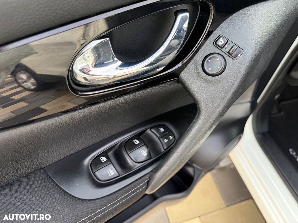 Nissan Qashqai 1.6 DCI TEKNA - 14