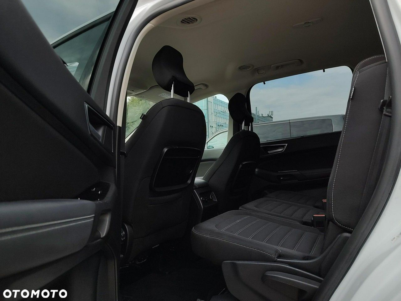 Ford Galaxy - 20