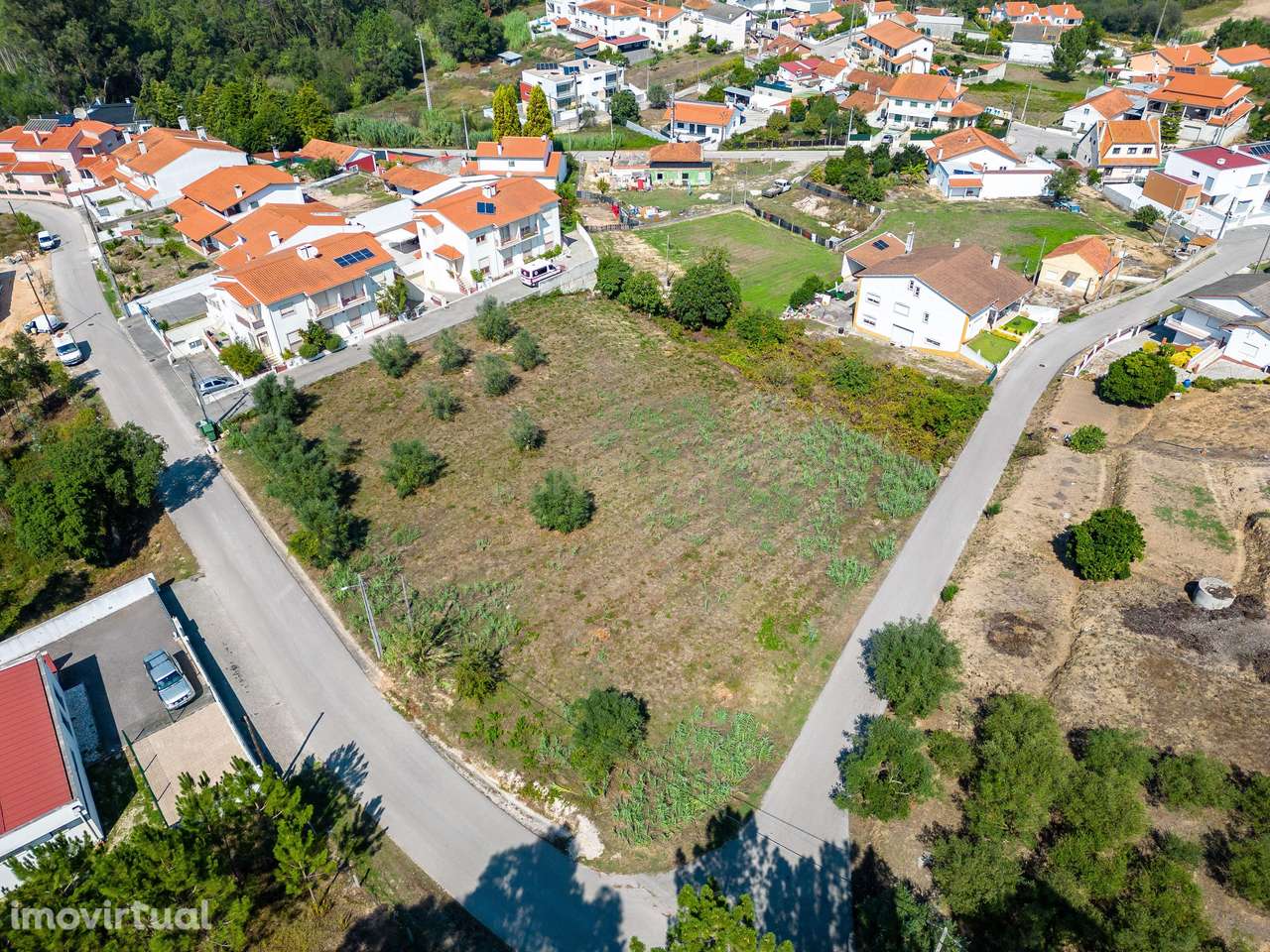 Terreno Construção 8 Moradias - Grande imagem: 3/4