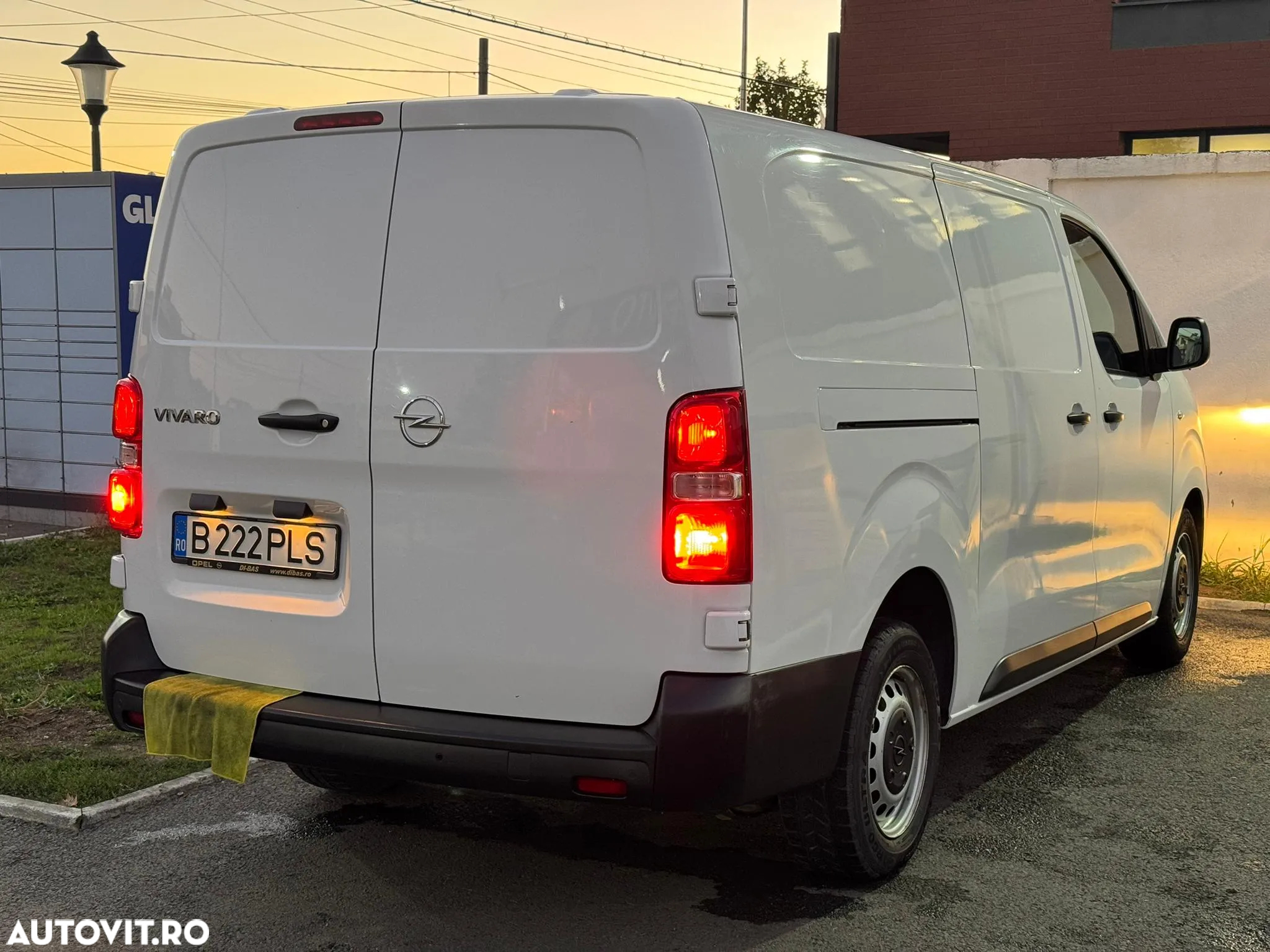 Opel Vivaro - 7