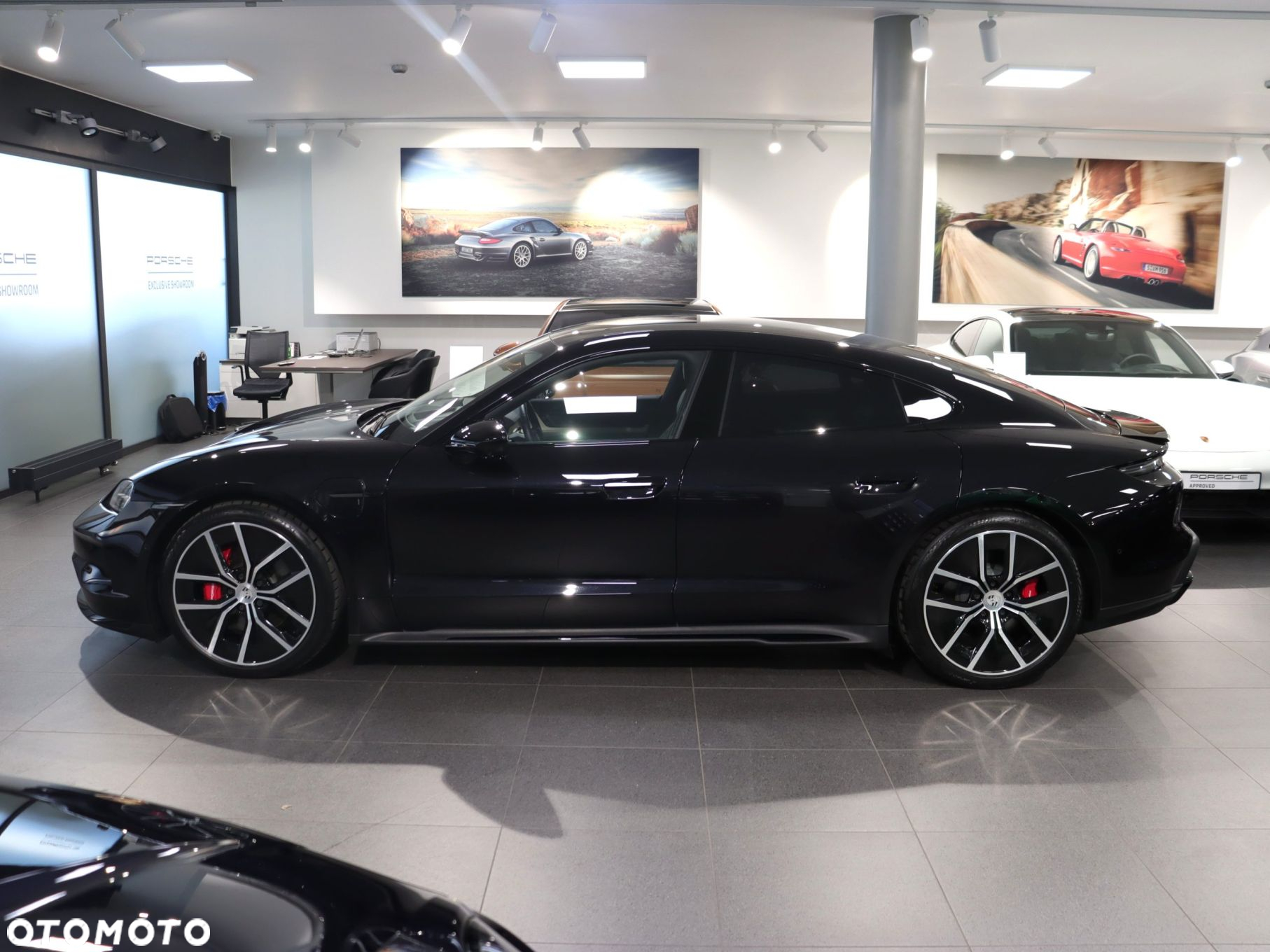 Porsche Taycan - 2
