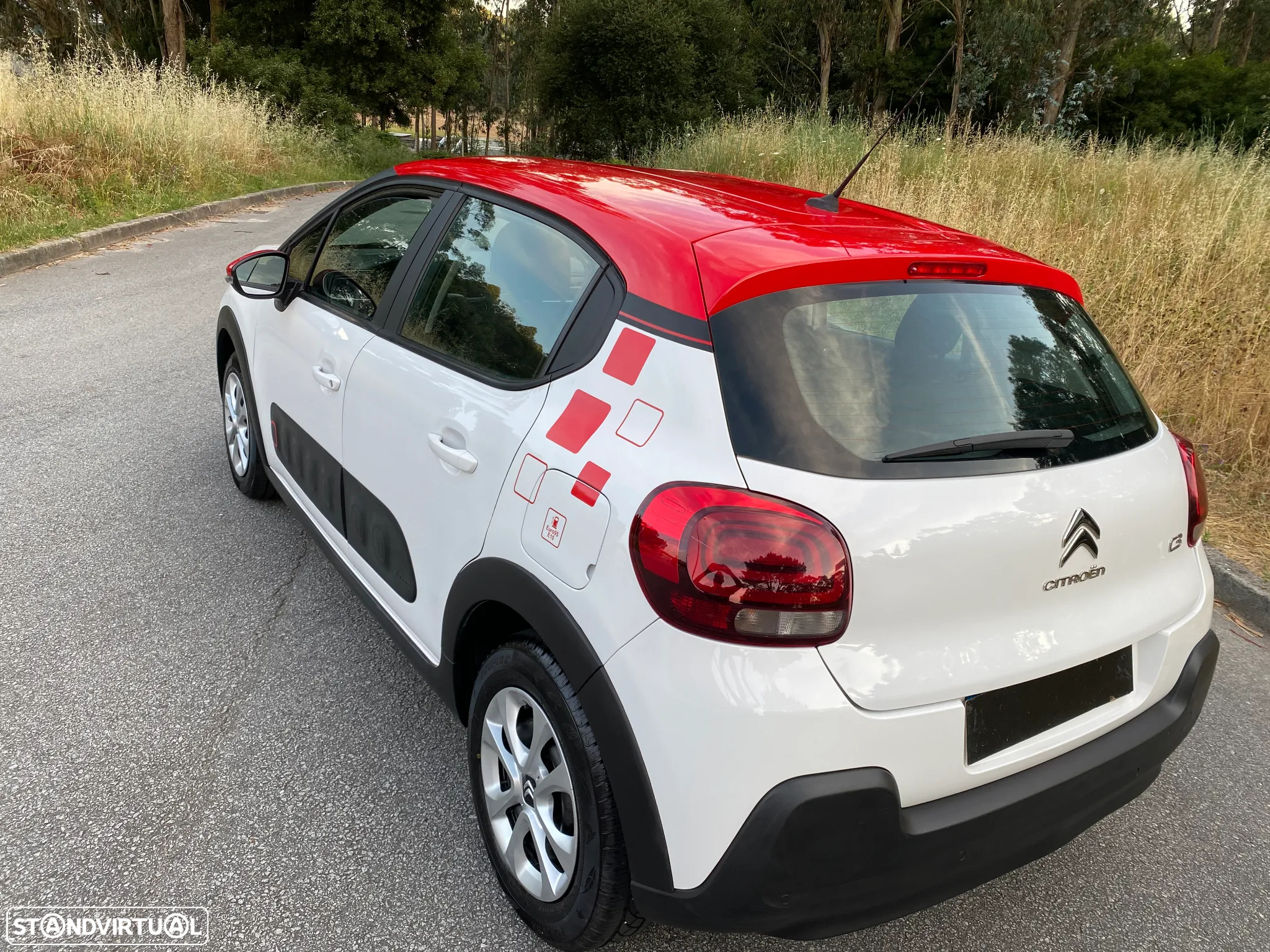 Citroën C3 1.2 PureTech Shine - 27