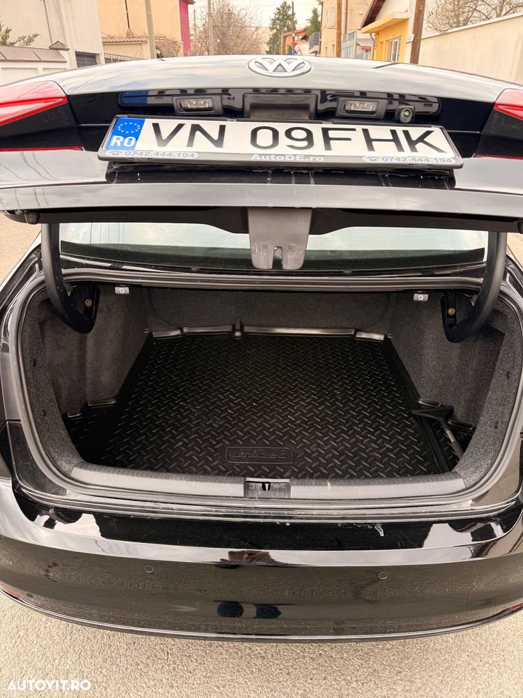 Volkswagen Jetta 1.2 TSI Comfortline - 7