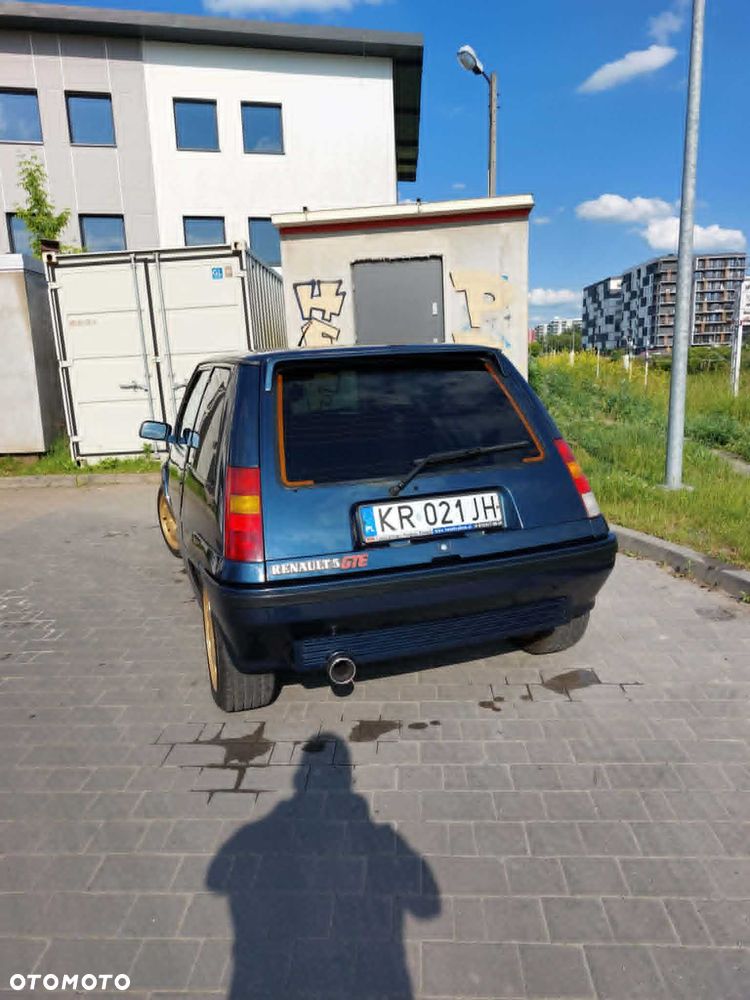 Renault 5 - 3