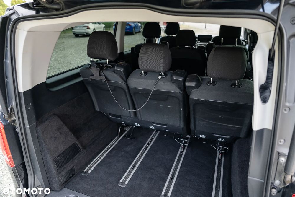 Mercedes-Benz Klasa V 300 d 4-Matic 9G-Tronic (ekstra d³) - 21