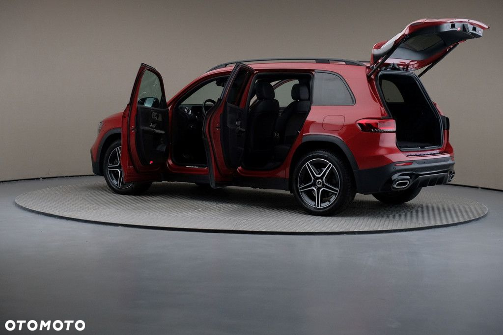 Mercedes-Benz GLB - 7