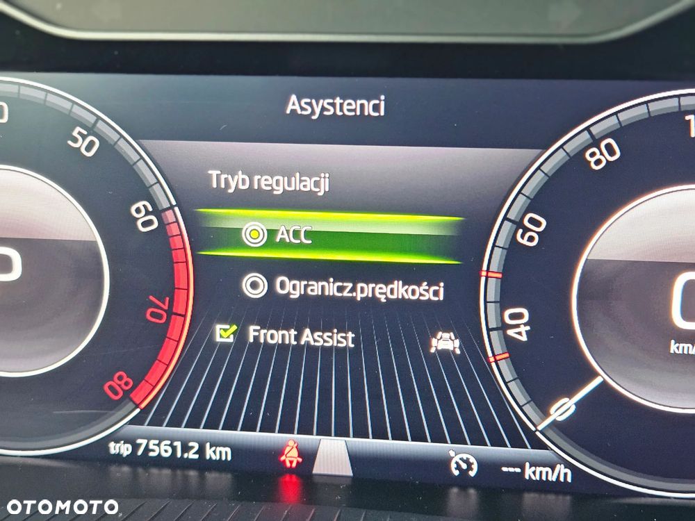 Skoda Karoq 1.5 TSI ACT 4x2 Style DSG - 34