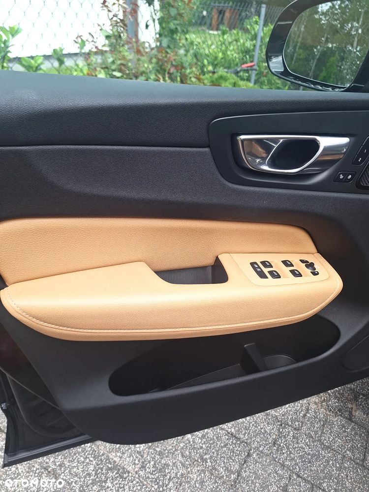 Volvo XC 60 T5 AWD Geartronic Inscription - 40