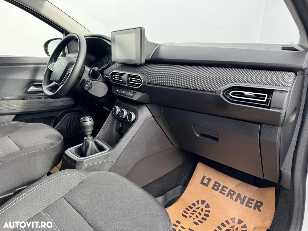 Dacia Logan TCe 90 MT6 Prestige - 15