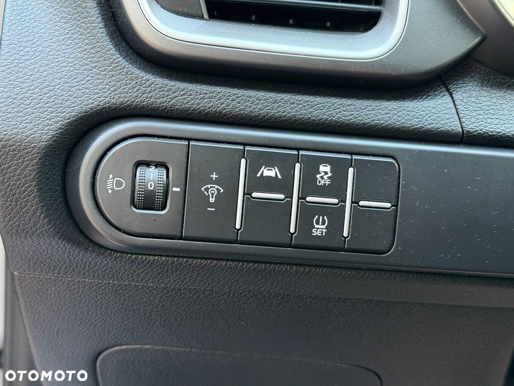 Kia Ceed 1.5 T-GDI M DCT - 17