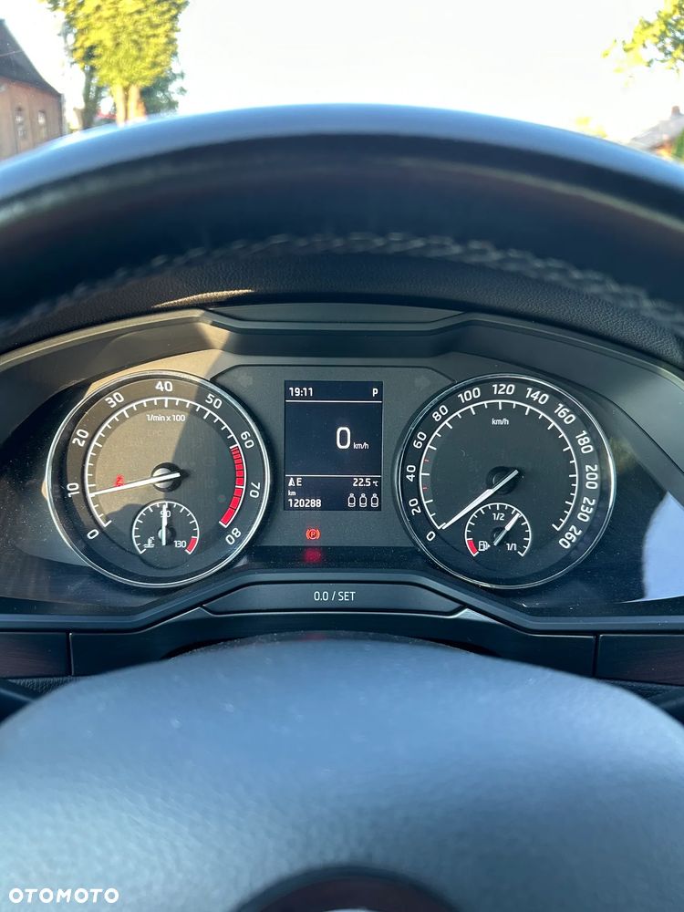Skoda Superb 1.8 TSI Ambition DSG - 16