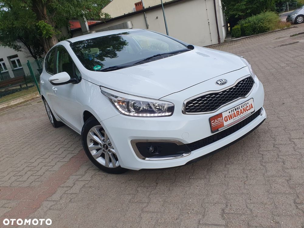 Kia Ceed 1.6 GDI XL - 21