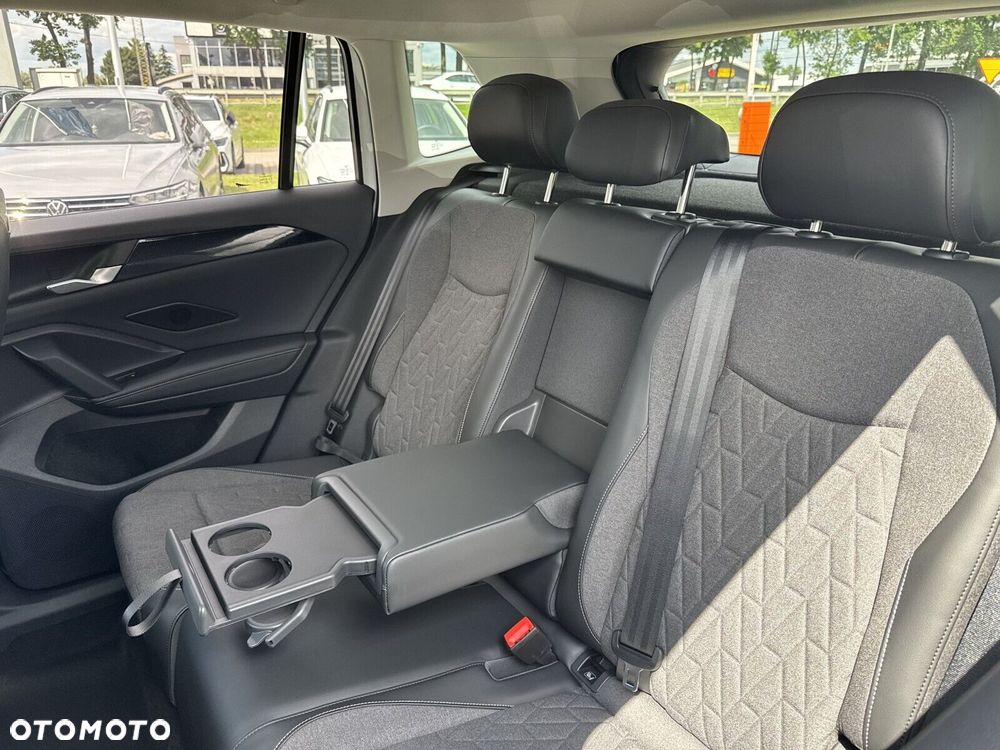 Volkswagen Tiguan - 17