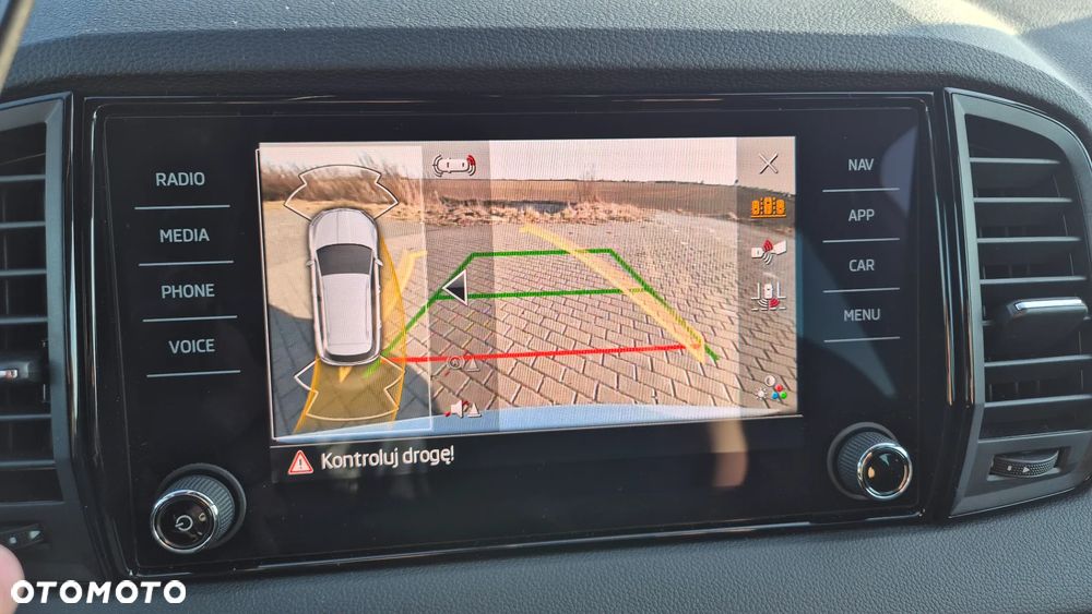 Skoda Karoq 1.5 TSI ACT Sportline DSG - 28