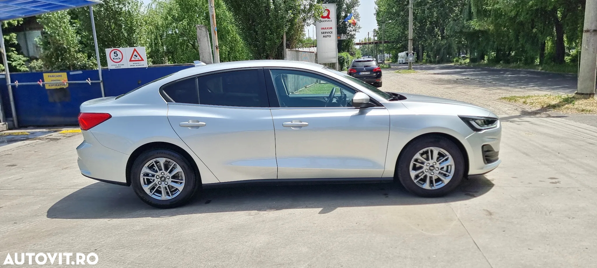 Ford Focus 1.0 EcoBoost Titanium X - 5