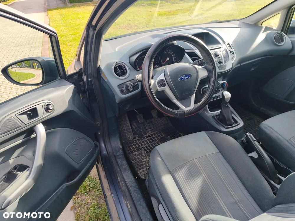 Ford Fiesta - 5