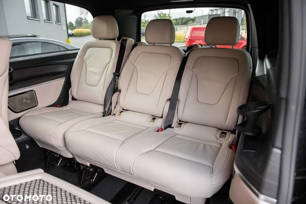Mercedes-Benz Klasa V 300 d 4-Matic Avantgarde 9G-Tronic (ekstra d³) - 36