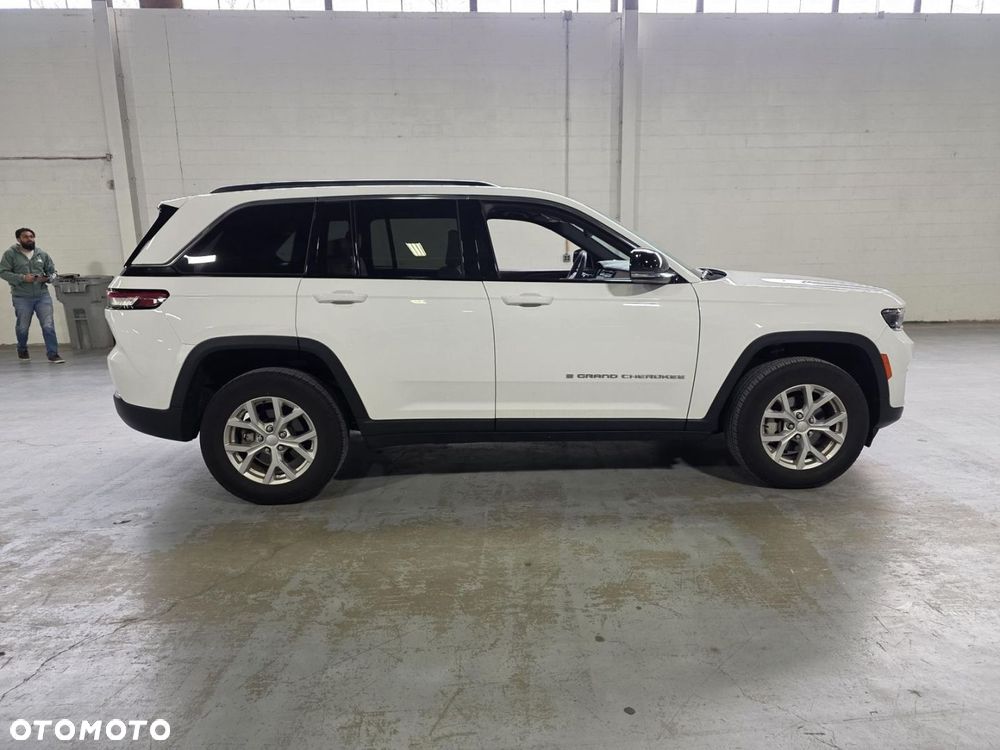 Jeep Grand Cherokee - 8