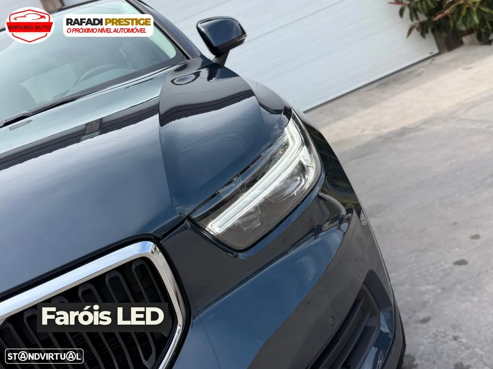 Volvo XC 40 1.5 T3 Momentum Geartronic - 10