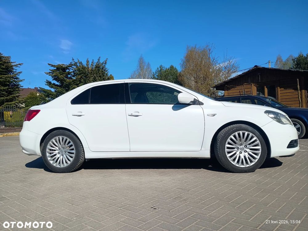 Suzuki Kizashi - 5