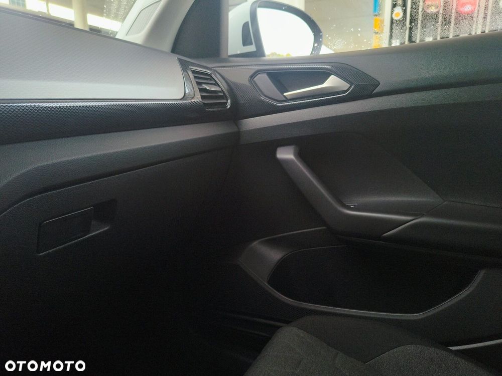 Volkswagen T-Cross 1.0 TSI Life Plus - 25