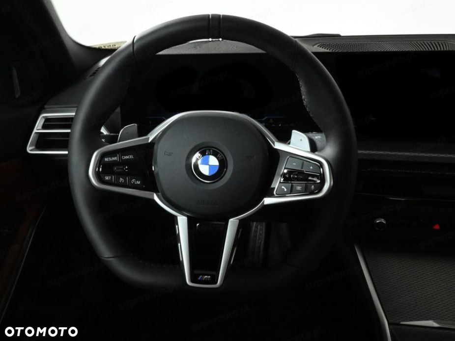 BMW Seria 3 318i M Sport - 10