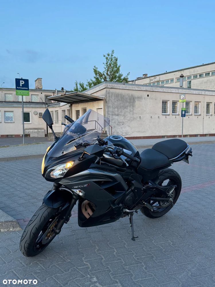 Kawasaki ER - 3