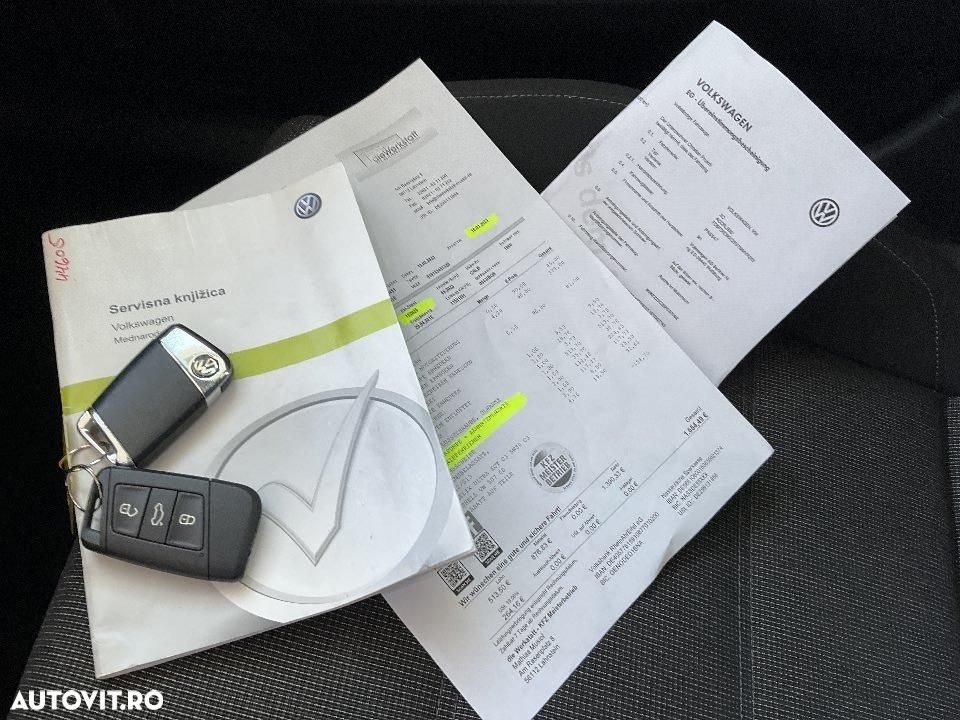 Volkswagen Passat Variant 2.0 TDI DSG (BlueMotion Technology) Highline - 20