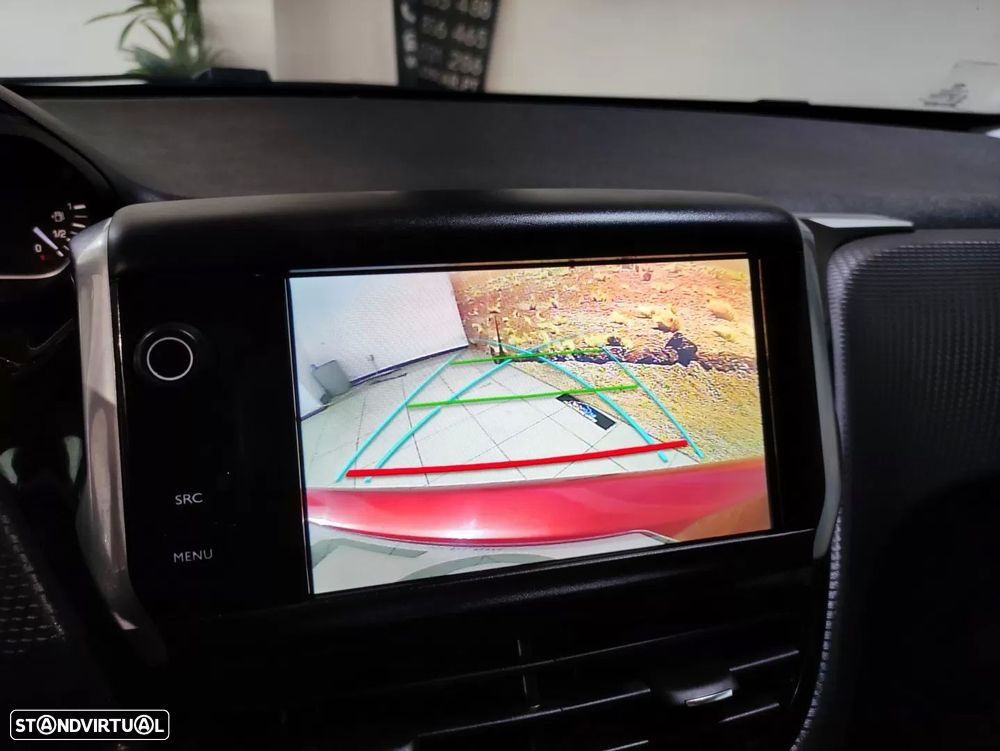 Peugeot 208 1.2 PureTech GT Line EAT6 - 23