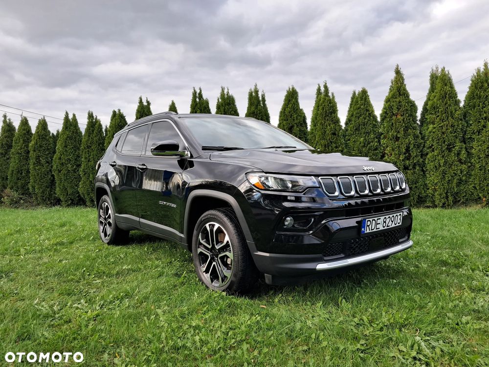 Jeep Compass - 26
