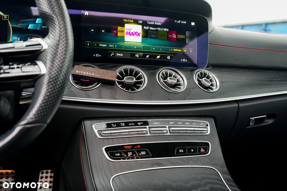 Mercedes-Benz Klasa E AMG 53 4-Matic+ 9G-TRONIC - 10