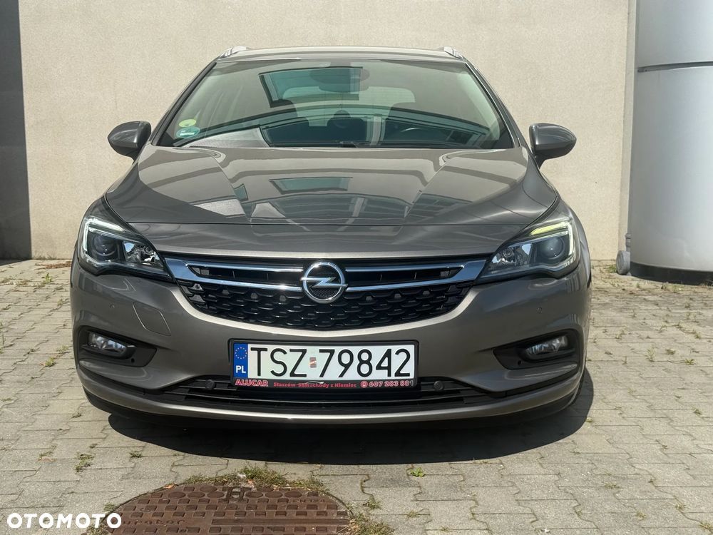 Opel Astra 1.6 BiTurbo D (CDTI) Start/Stop Innovation - 11